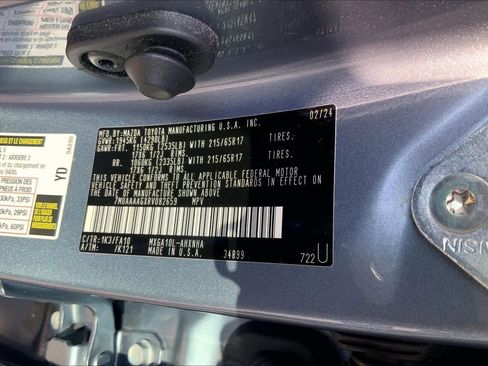 Used 2024 Toyota Corolla Cross L FWD image 31