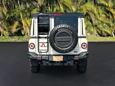 Used 2025 INEOS Grenadier Fieldmaster Edition image 6