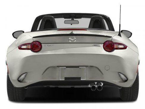 Used 2016 MAZDA MX-5 Miata Club image 8