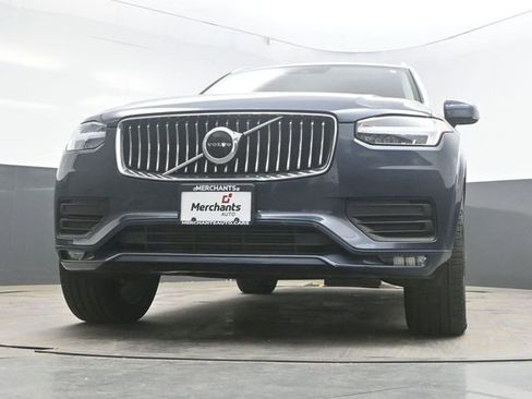 Used 2020 Volvo XC90 T6 Momentum AWD/4WD image 32