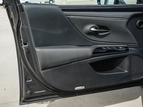 Used 2025 Lexus ES 350 w/ Accessory Package (Z2) FWD image 23
