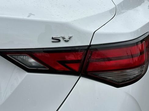 Used 2021 Nissan Sentra SV image 9