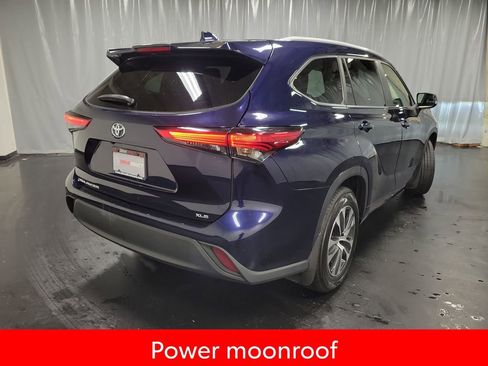 Used 2023 Toyota Highlander XLE FWD image 8