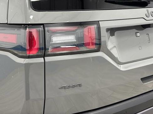 New 2026 Jeep Cherokee Limited AWD/4WD image 38