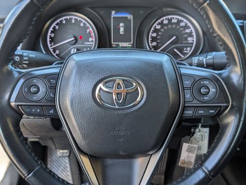 Used 2024 Toyota Camry SE FWD image 18