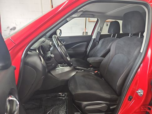 Used 2016 Nissan Juke SV w/ Technology Package AWD/4WD image 9
