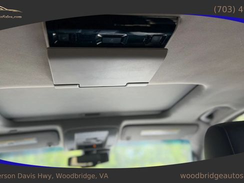 Used 2016 Chevrolet Suburban LT AWD/4WD image 23