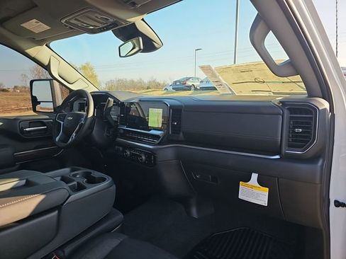 New 2026 Chevrolet Silverado 3500 LT w/ Convenience Package image 26