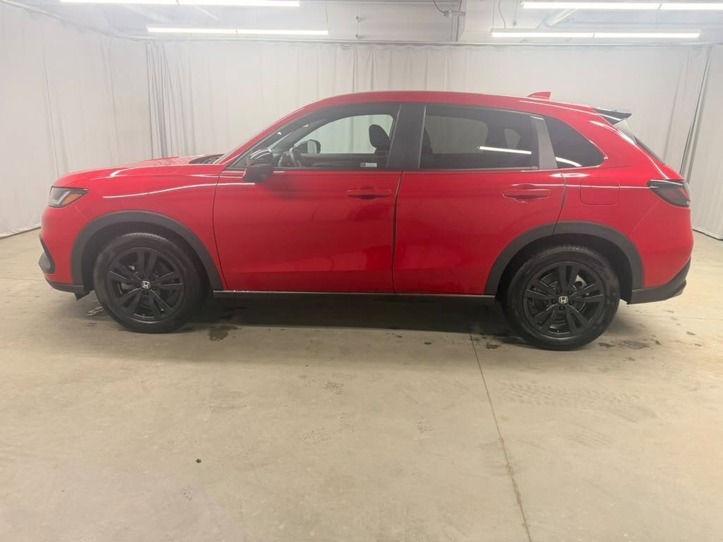 Certified 2026 Honda HR-V Sport image 7