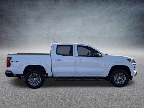 New 2026 Chevrolet Colorado LT image 2