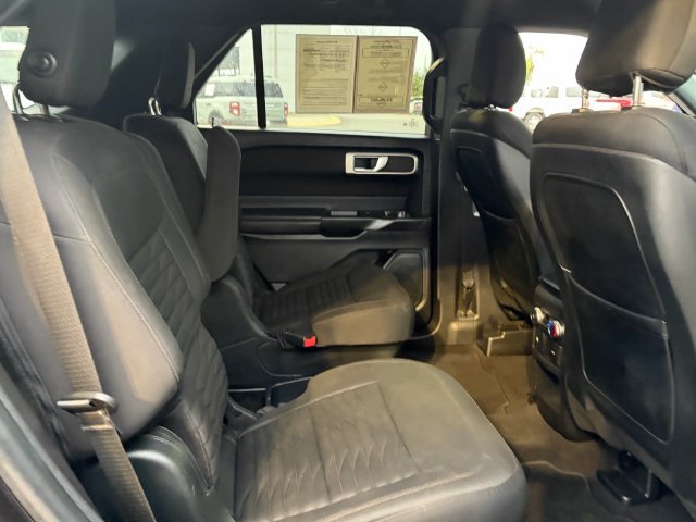 Used 2020 Ford Explorer XLT RWD image 16