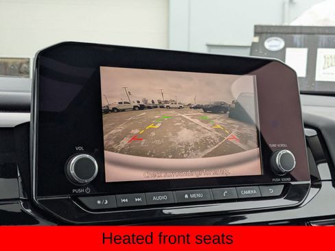 Used 2022 Nissan Pathfinder SV w/ SV Premium Package image 13