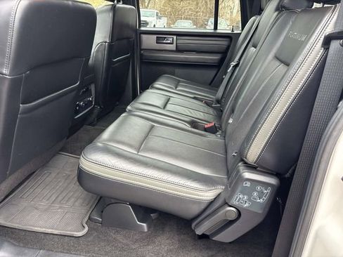 Used 2017 Ford Expedition EL Platinum image 11