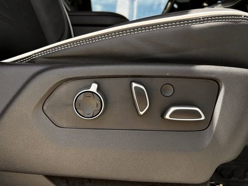 Used 2023 GMC Sierra 1500 AT4X w/ AT4X AEV Edition image 32