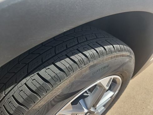 Used 2023 Chevrolet Blazer LT w/ Convenience Package image 10