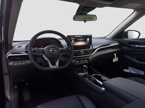 New 2025 Nissan Altima 2.5 SR w/ SR Premium Package image 23