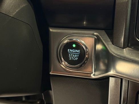 Used 2023 Ford F150 Lariat AWD/4WD image 43