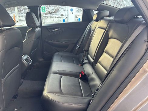 Used 2024 Chevrolet Malibu LT image 27