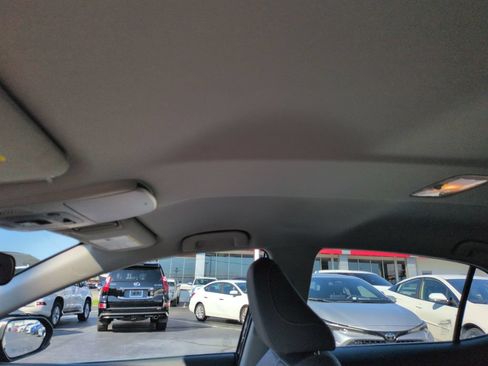 Used 2021 Toyota Camry LE AWD/4WD image 21
