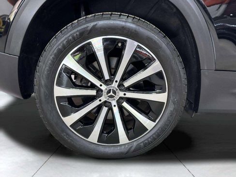 Used 2021 Mercedes-Benz GLB 250 image 20