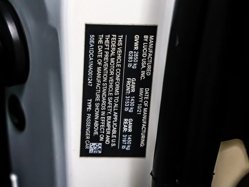 Used 2022 Lucid Air Dream Edition image 23