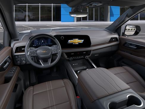 New 2026 Chevrolet Suburban High Country AWD/4WD image 15