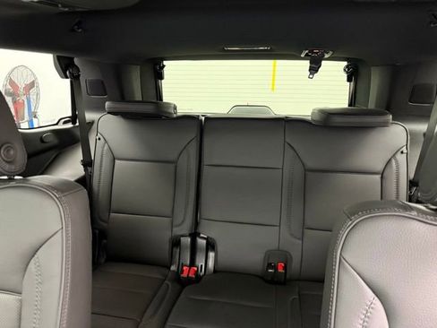 New 2026 GMC Yukon Denali w/ Denali Reserve Package image 25