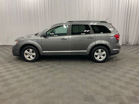 Used 2012 Dodge Journey SXT w/ Flexible Seating Group image 2