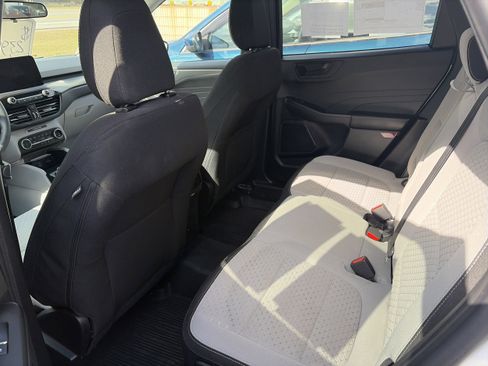 Used 2023 Ford Escape Active image 8