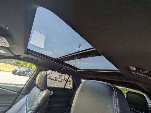 Used 2020 Ford Explorer ST w/ ST Street Pack image 22