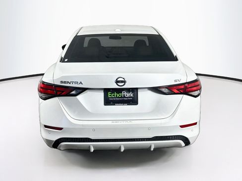 Used 2023 Nissan Sentra SV w/ SV Premium Package FWD image 7