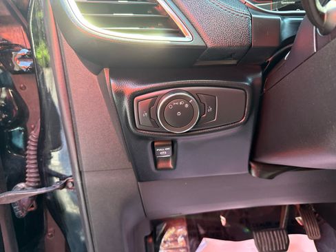 Used 2017 Lincoln MKX Premiere FWD image 17