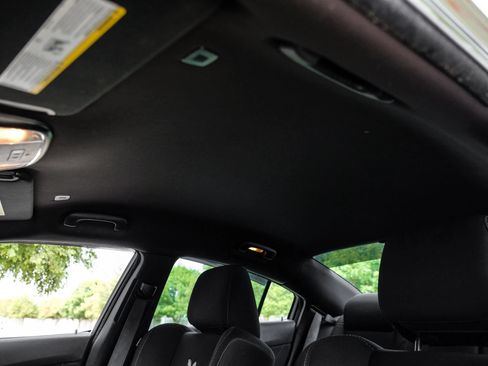 Used 2019 Dodge Charger Scat Pack RWD image 35