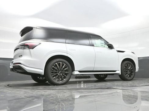 New 2026 INFINITI QX80 Autograph w/ Premium Cargo Package image 24