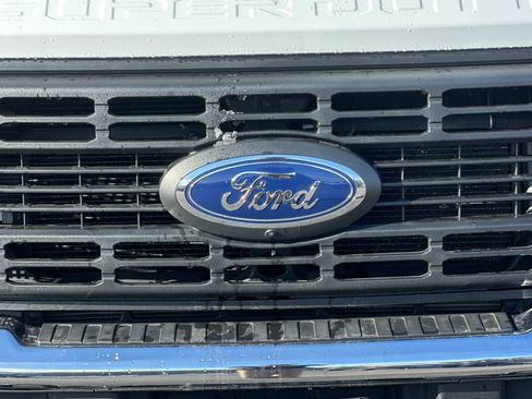 Used 2024 Ford F250 XL w/ 360-Degree Camera Package AWD/4WD image 44