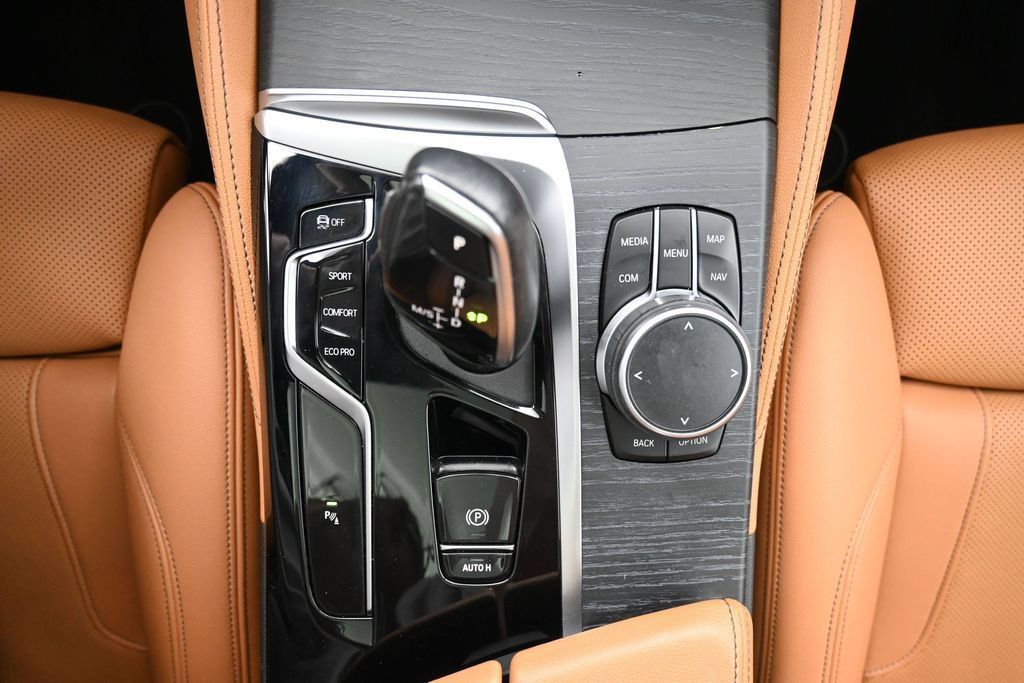 Used 2023 BMW 530i xDrive w/ M Sport Package AWD/4WD image 19