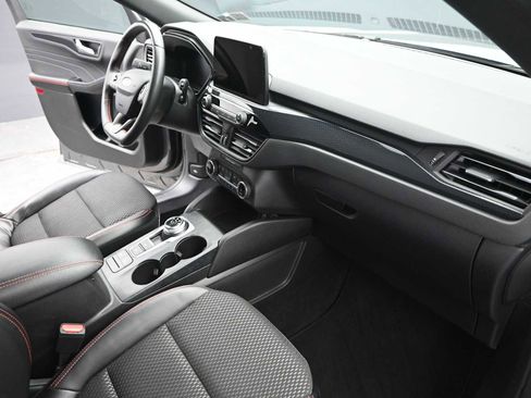 Used 2024 Ford Escape ST-Line image 23