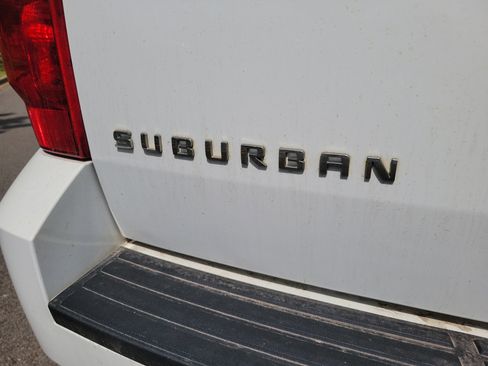 Used 2013 Chevrolet Suburban LS AWD/4WD image 24