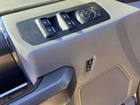 Used 2018 Ford F150 XLT w/ Equipment Group 302A Luxury image 13