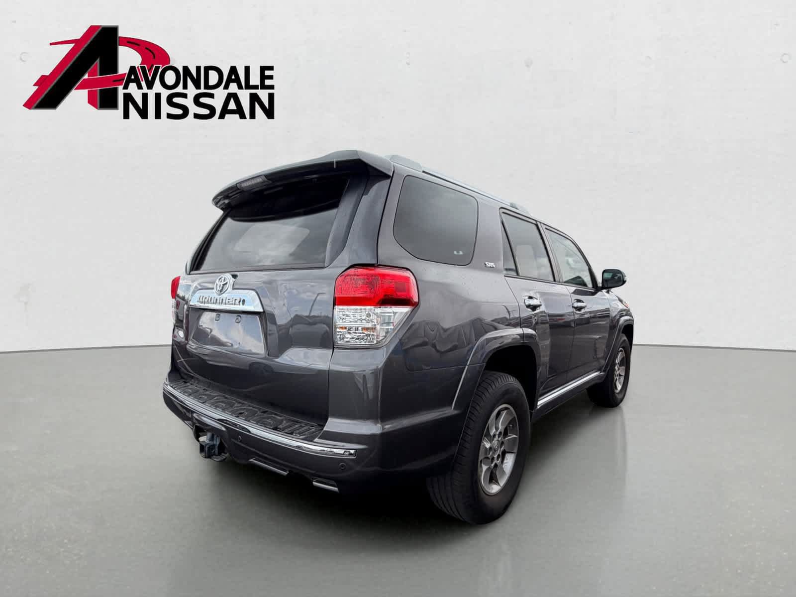 Used 2011 Toyota 4Runner SR5 RWD image 3