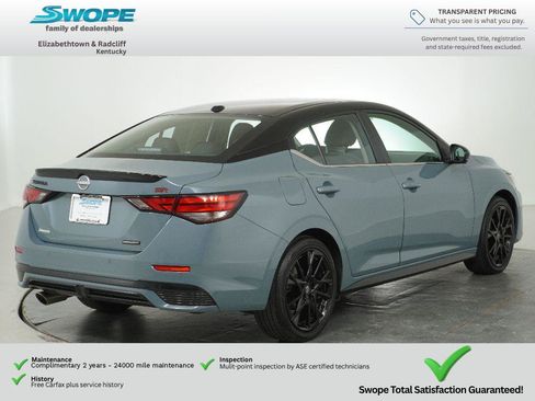 Used 2025 Nissan Sentra SR w/ SR Premium Package FWD image 4