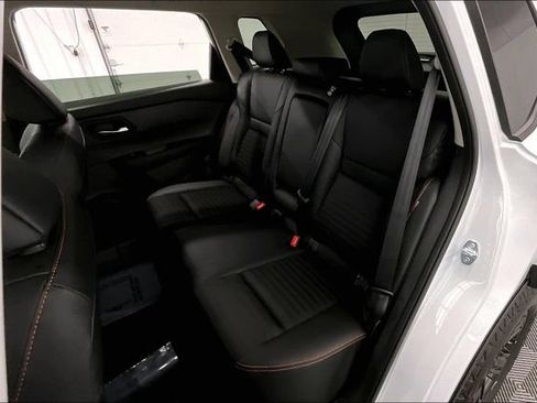 New 2026 Nissan Rogue SV w/ Rock Creek Premium Package AWD/4WD image 10