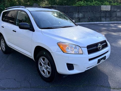 Used 2012 Toyota RAV4 4WD w/ Value Pkg image 3