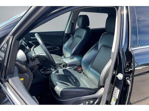 Used 2017 Hyundai Santa Fe SE w/ SE Premium Package 02 AWD/4WD image 21