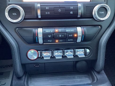 Used 2019 Ford Mustang GT w/ GT Performance Package image 19