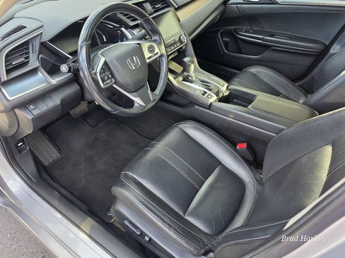 Used 2018 Honda Civic EX-L image 9