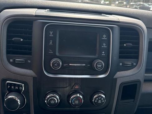 Used 2018 RAM 1500 Express AWD/4WD image 7