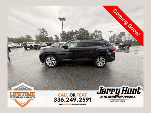 Used 2023 Volkswagen Atlas SE w/ Panoramic Sunroof Package image 1