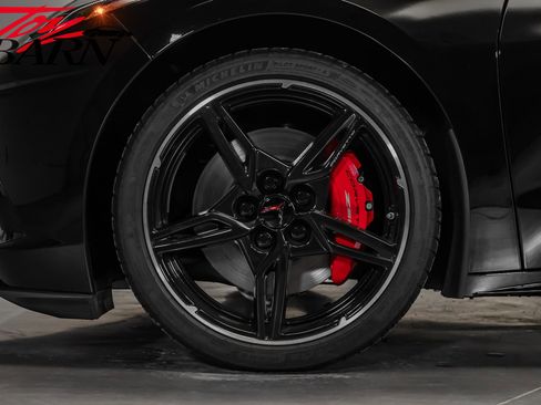 Used 2024 Chevrolet Corvette Stingray w/ Z51 Performance Package image 25