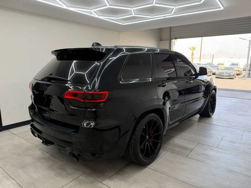 Used 2018 Jeep Grand Cherokee SRT AWD/4WD image 8